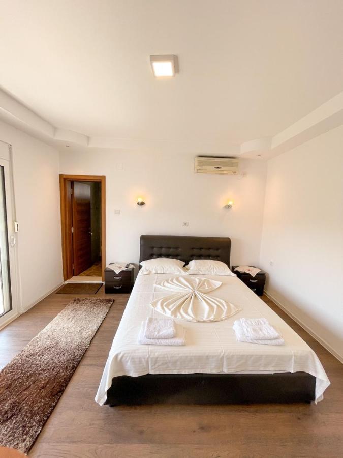 Casa Sinani Hotel Ulcinj Eksteriør billede