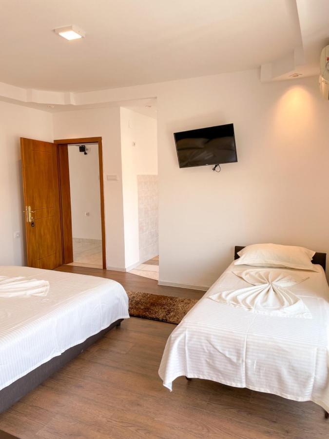 Casa Sinani Hotel Ulcinj Eksteriør billede