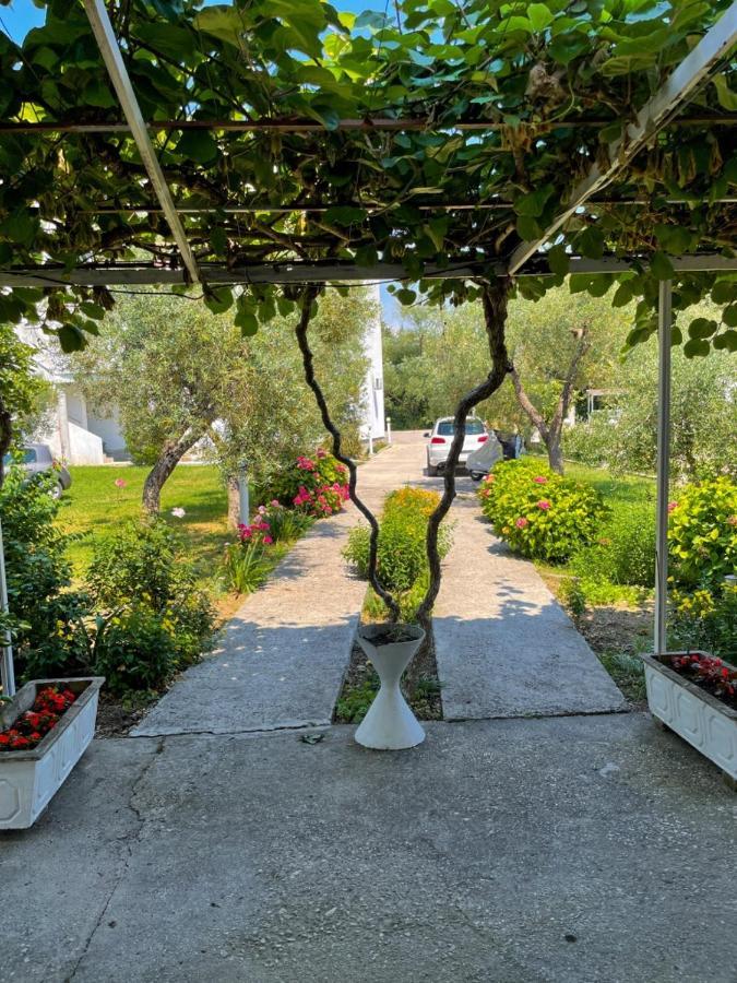 Casa Sinani Hotel Ulcinj Eksteriør billede